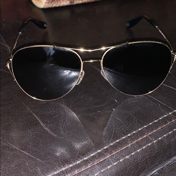 Givenchy gently used aviator GV7005/s J5GHA - Picture 6 of 6
